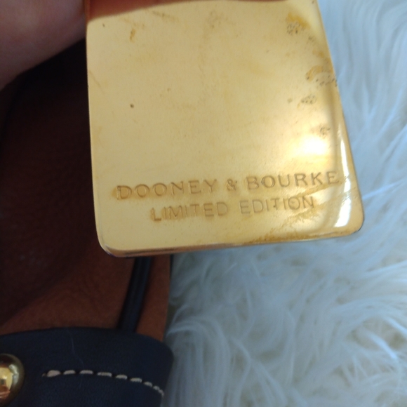 Dooney & Bourke Limited edition shoulder bag - Picture 3 of 5